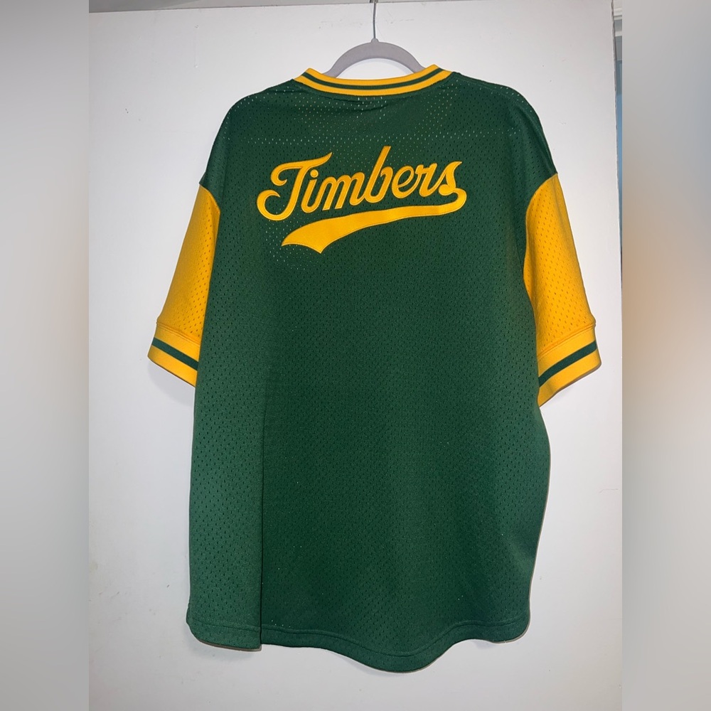 Mitchell & Ness Vintage Portland Timbers Soccer Team Jersey Baseball Green Gold - Picture 6 of 6